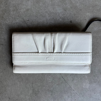 Y2K Coach White Leather Wallet