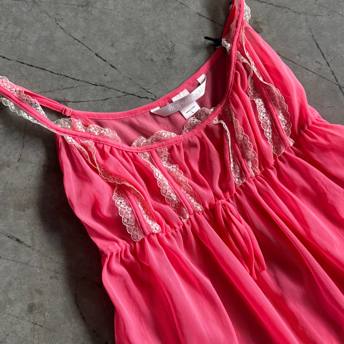 Women’s Y2K Victoria Secret Pink Lace Mesh Slip