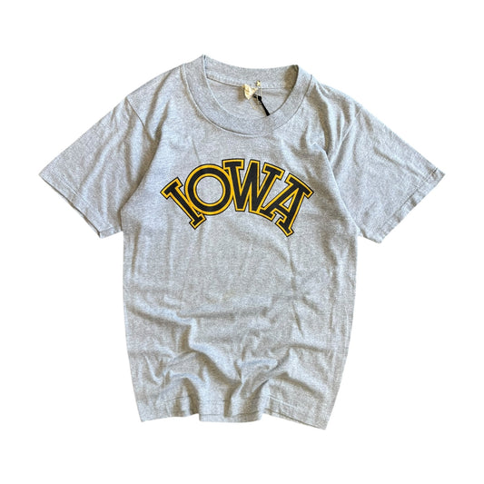 Vintage University Of Iowa “Iowa”Chest Spell out Tee