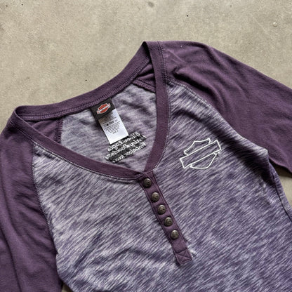 Women’s Y2K Harley Davidson Purple Henley With Skull Buttons & Thumb Holes