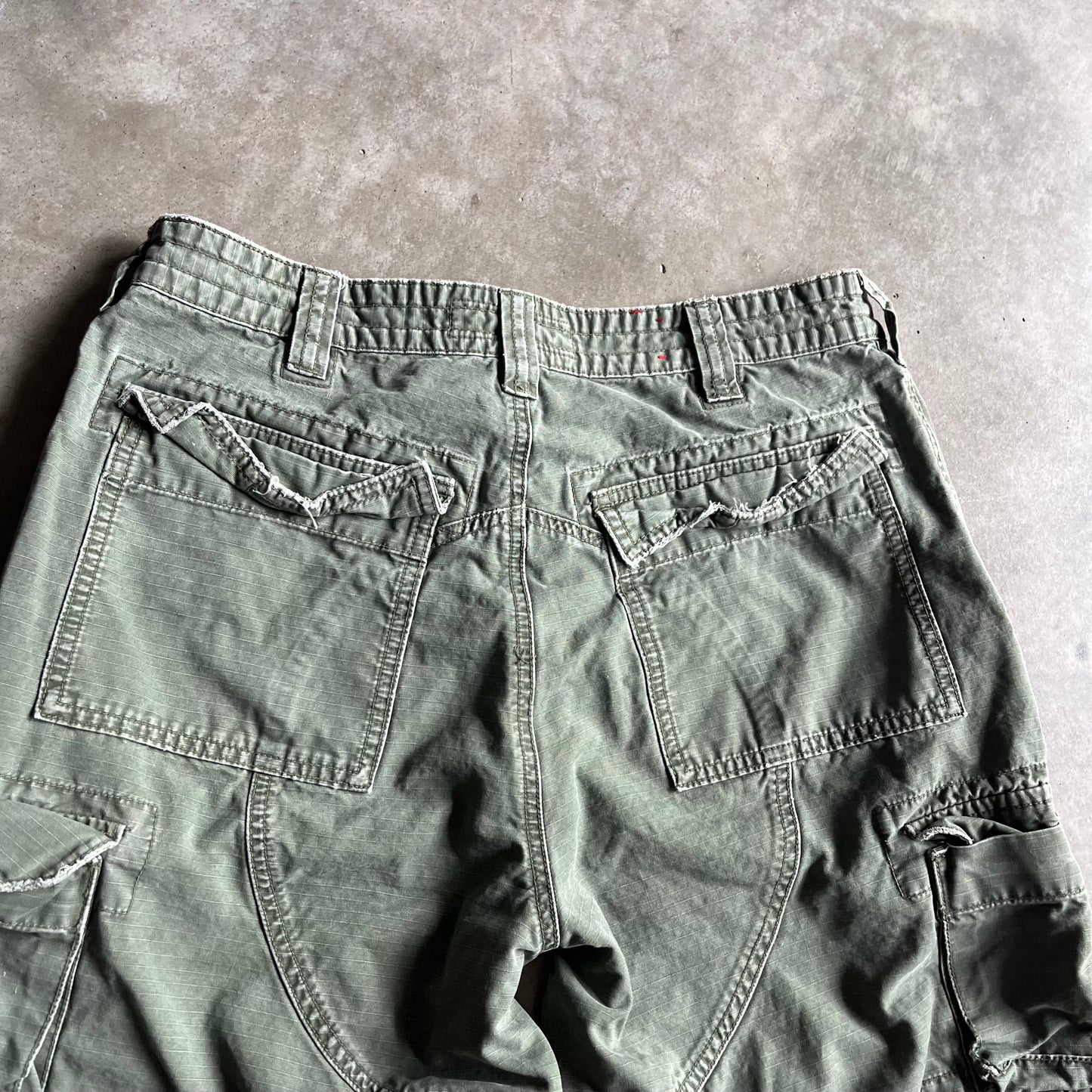 Vintage Mossimo Cargo Supply Green Cargo Shorts