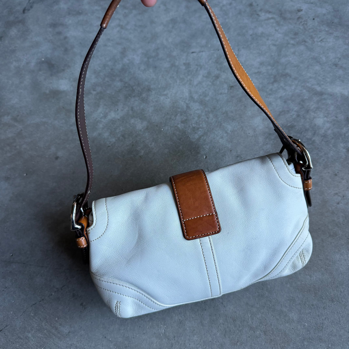 Y2K Coach Soho White Double Pocket Buckle Flap Bag