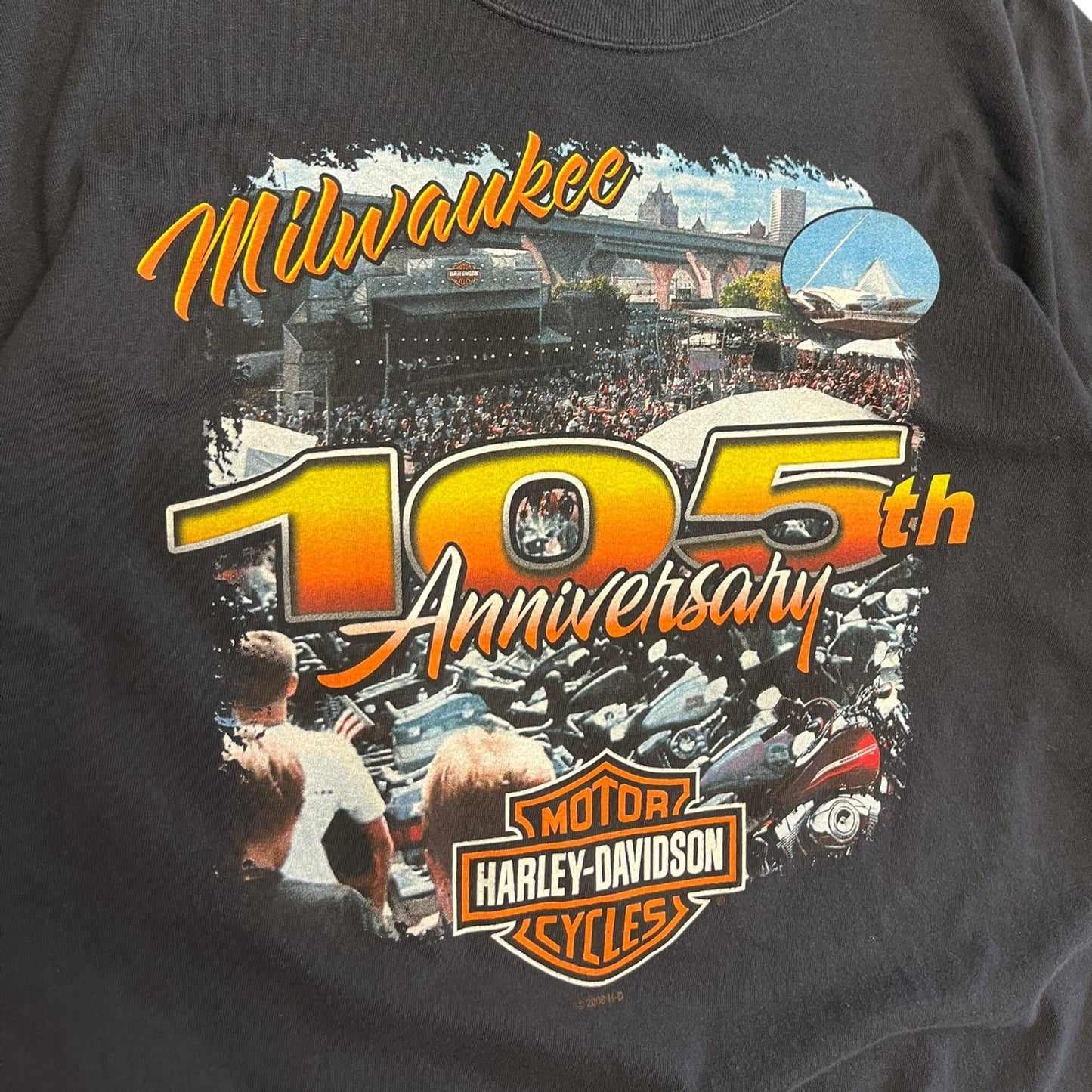 Y2K Harley Davidson Milwaukee 105 Anniversary Tee