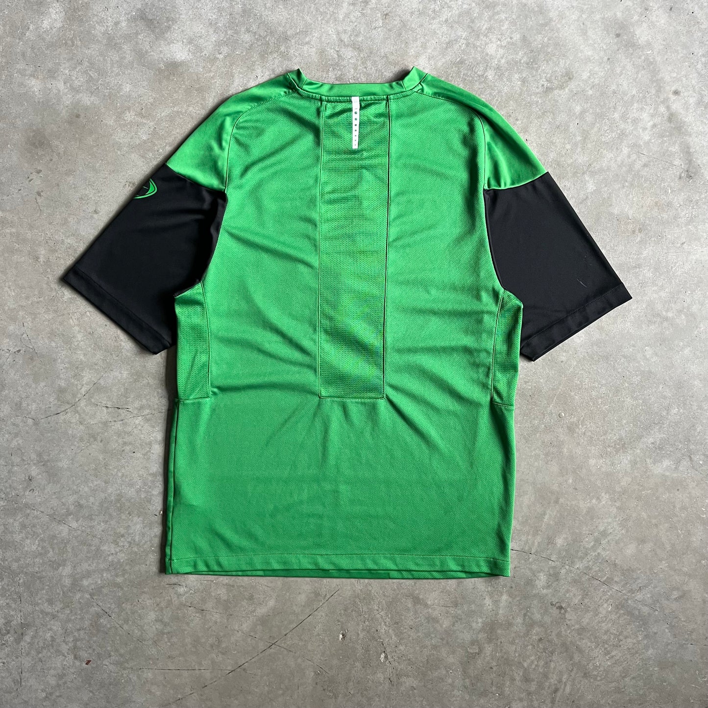Nike Celtic 2010/2011 381824-390 Soccer Kit