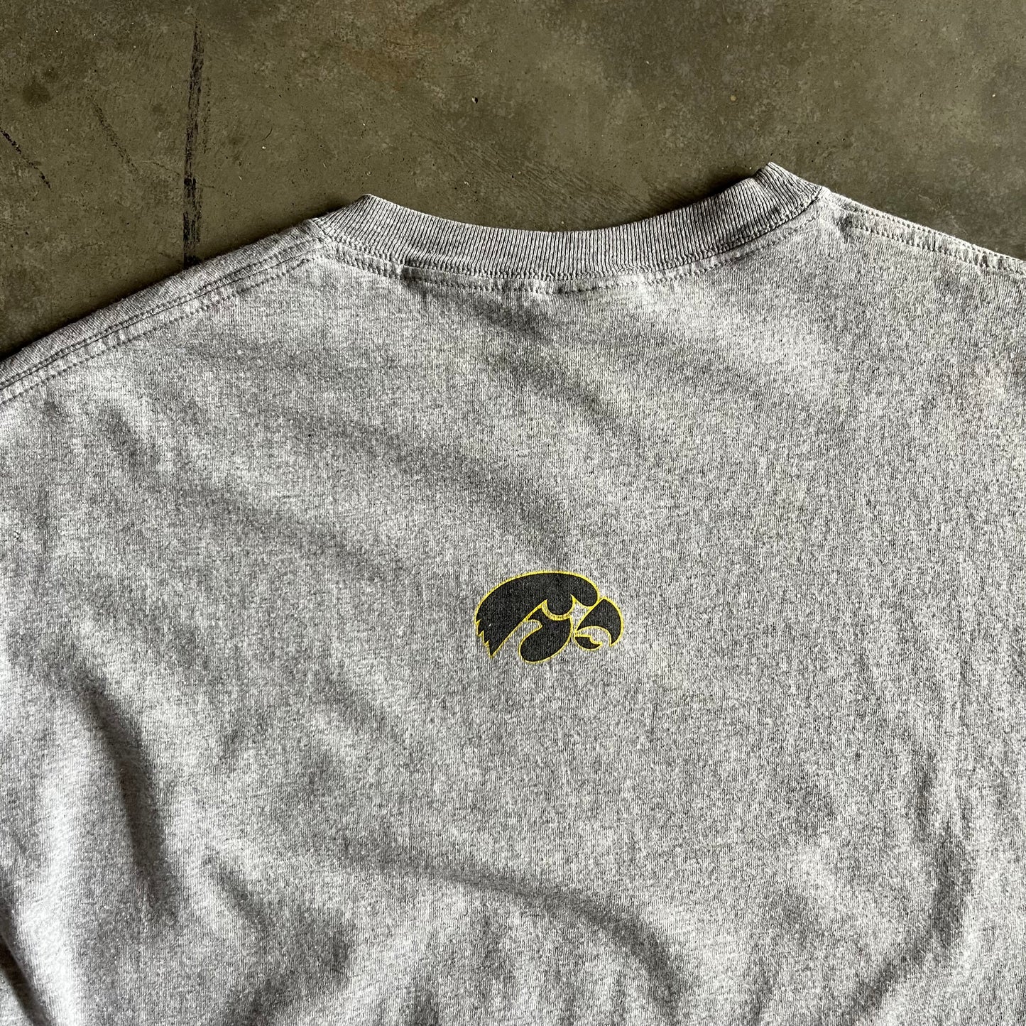 Y2K Briar Creek University Of Iowa Hawkeyes Grey Tee