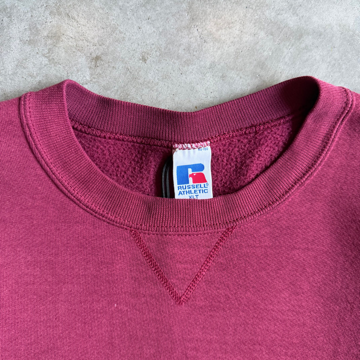 Vintage Russell Athletic Blank Maroon Sweatshirt
