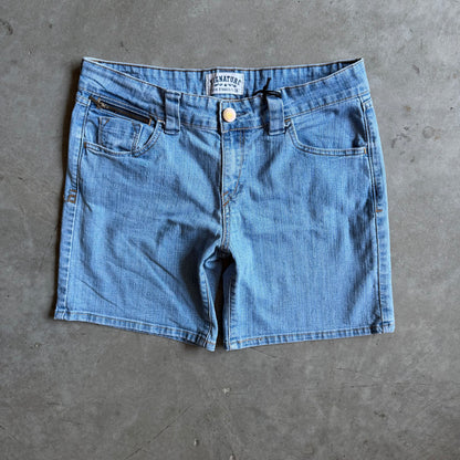 Y2K Women’s Levi’s Signature Secret Zipper Pocket Jorts