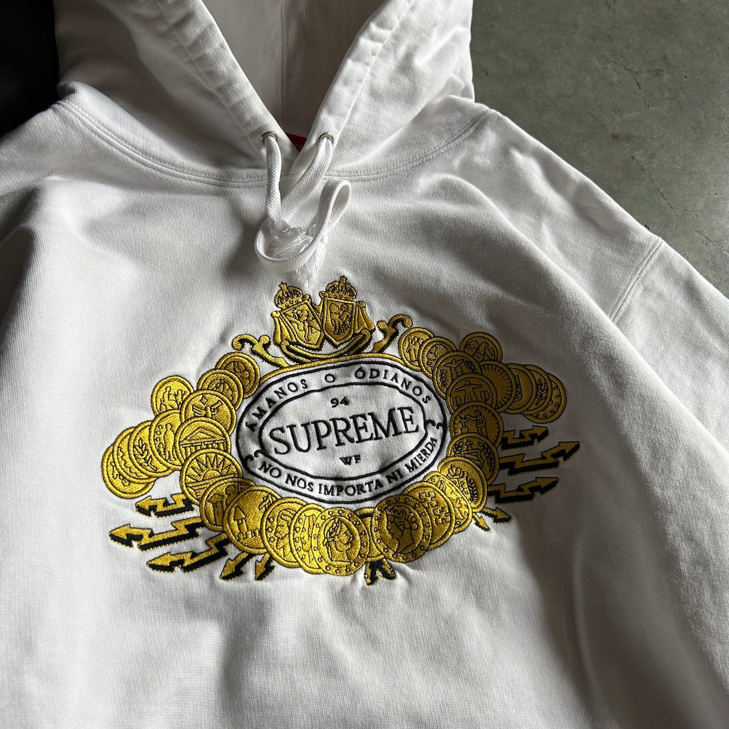 FW18 Supreme Love It Or Hate It White Hoodie