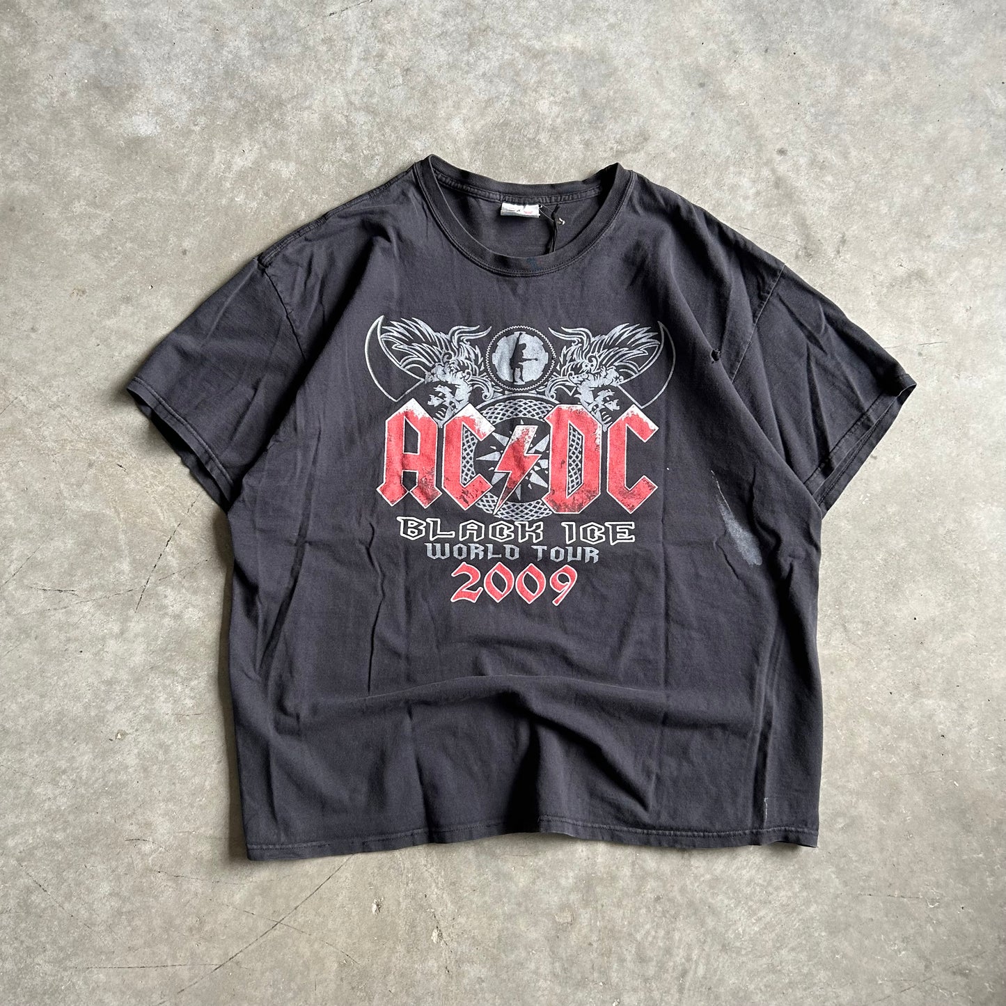 Y2K AC/DC ‘09 Black Ice World Tour Tee