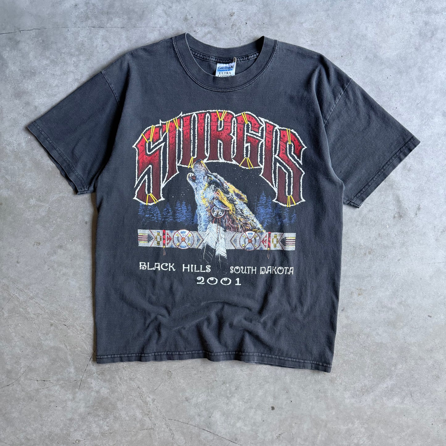 Y2K 2001 Sturgis Black Hills Native Wolf Tee