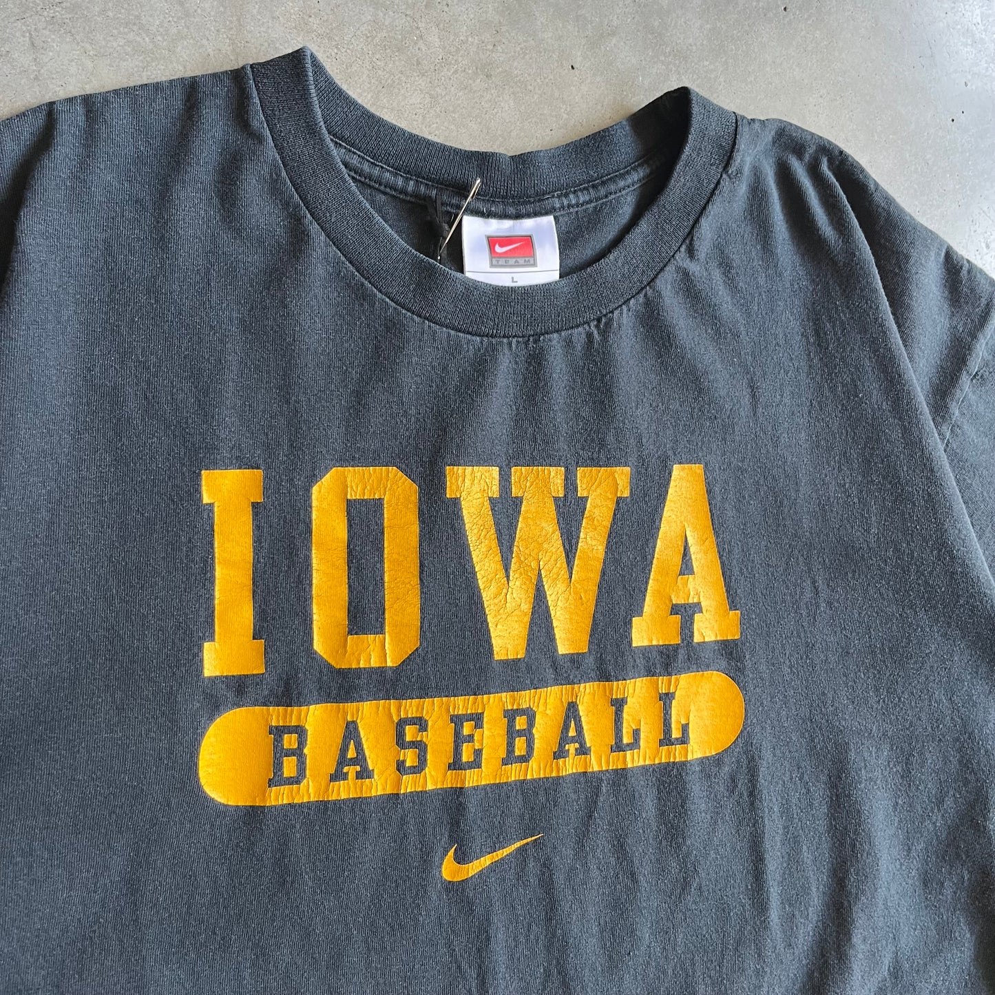 Vintage Nike Iowa Hawkeyes Baseball Spell-Out Tee