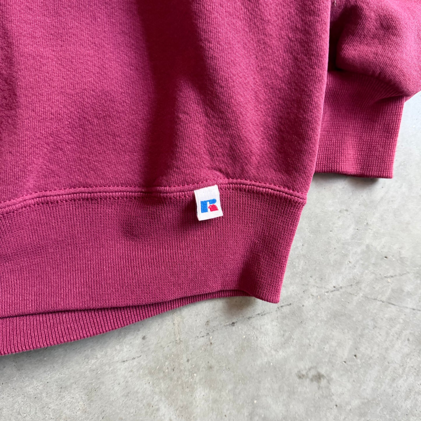 Vintage Russell Athletic Blank Maroon Sweatshirt
