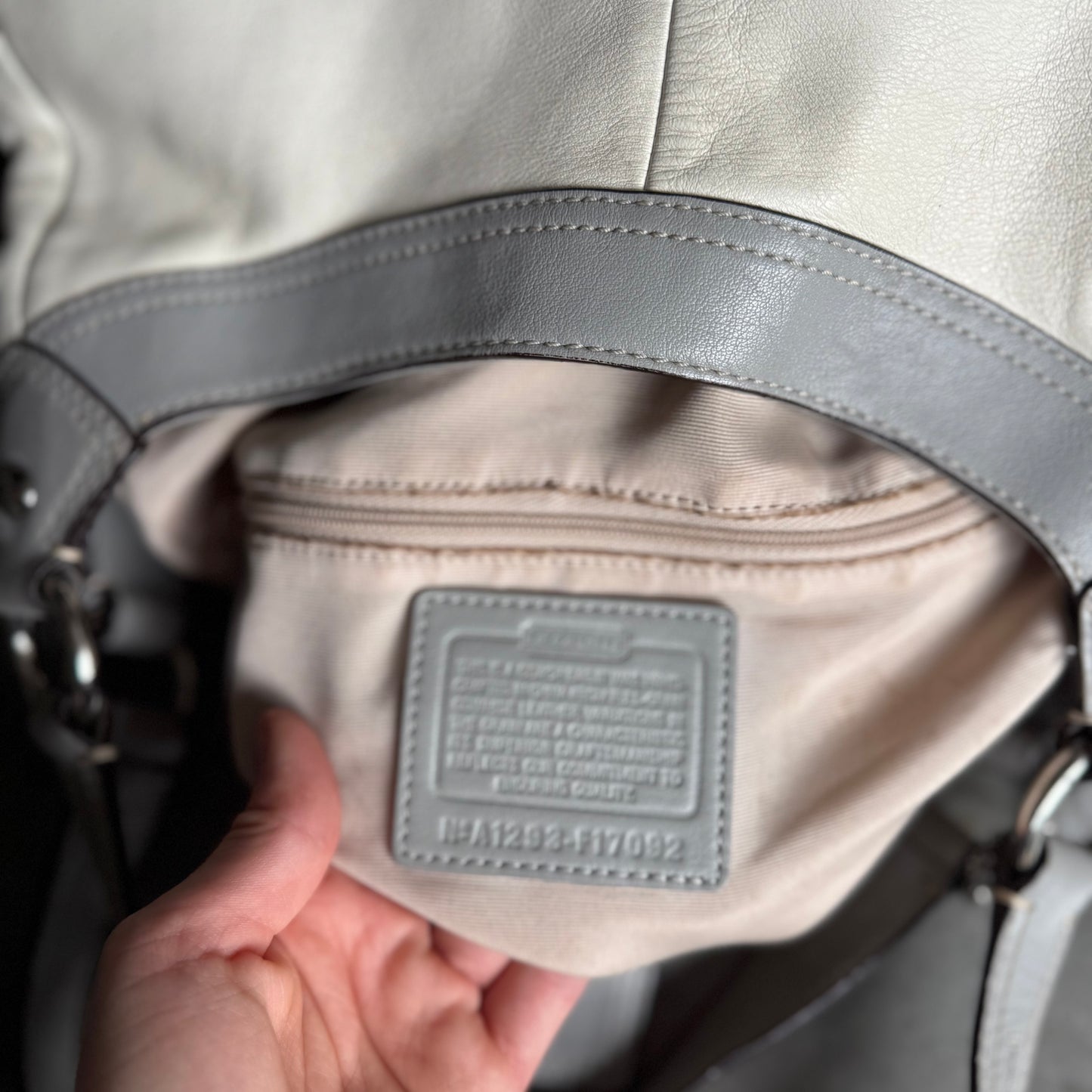 Y2K Coach SoHo Large Hobo Bag White/Grey