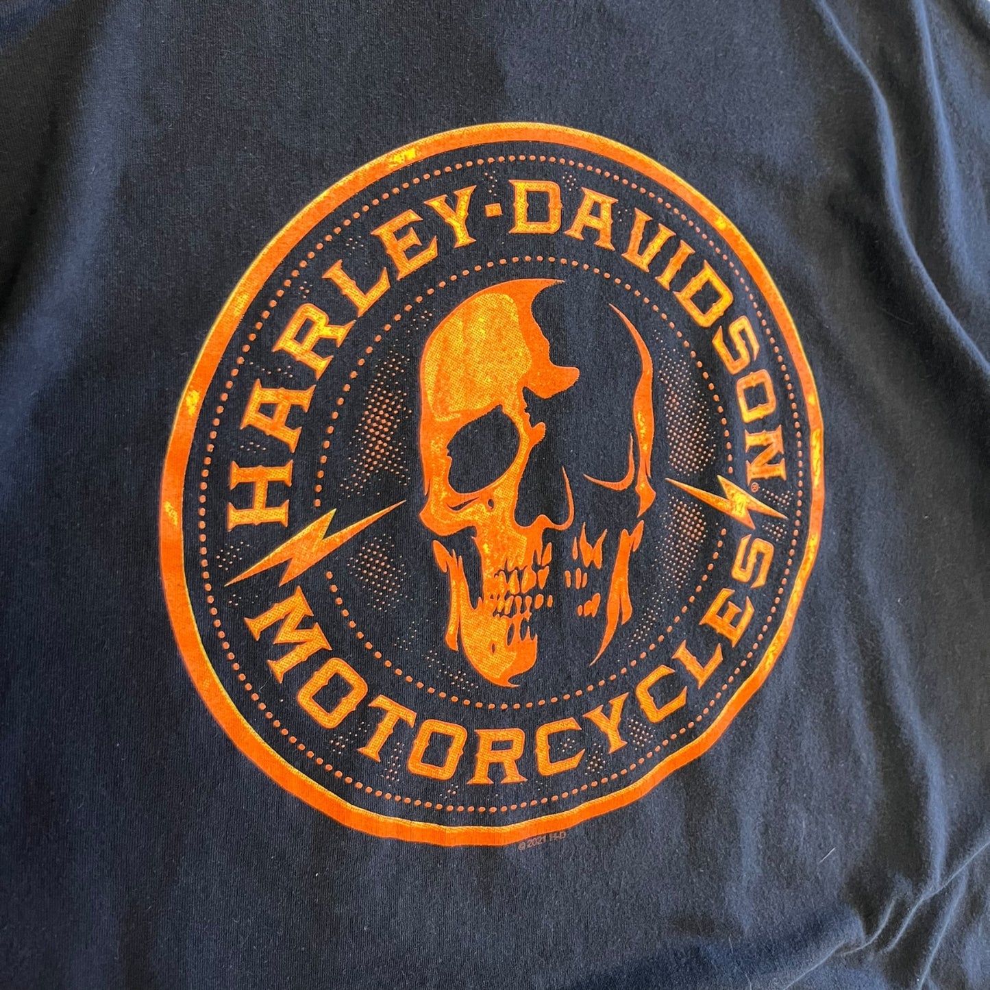 Y2K Harley Davidson Motorcycles Skull Circle Emblem T Shirt