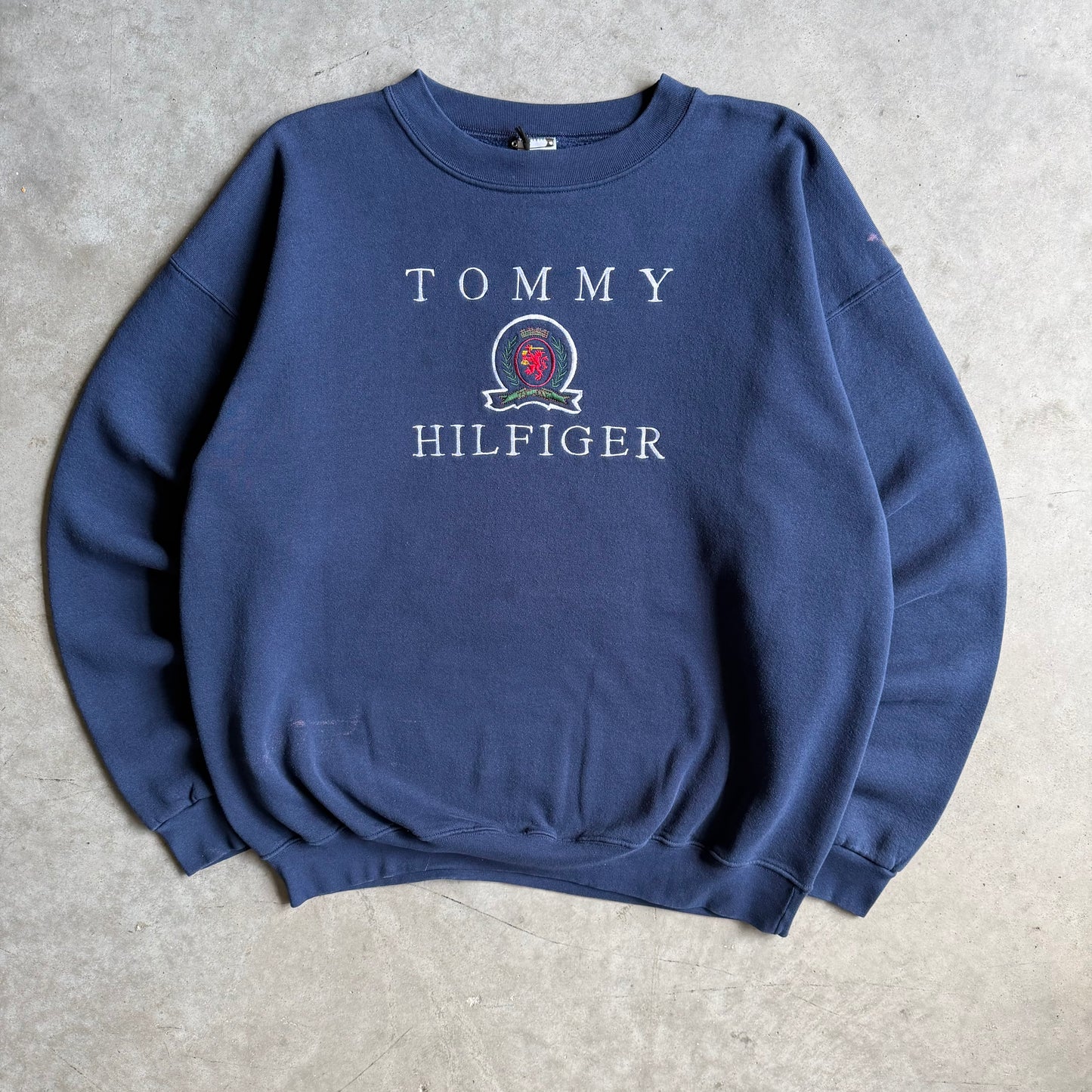 Vintage Bootleg Tommy Hilfiger Embroidered Spellout Crest Crewneck