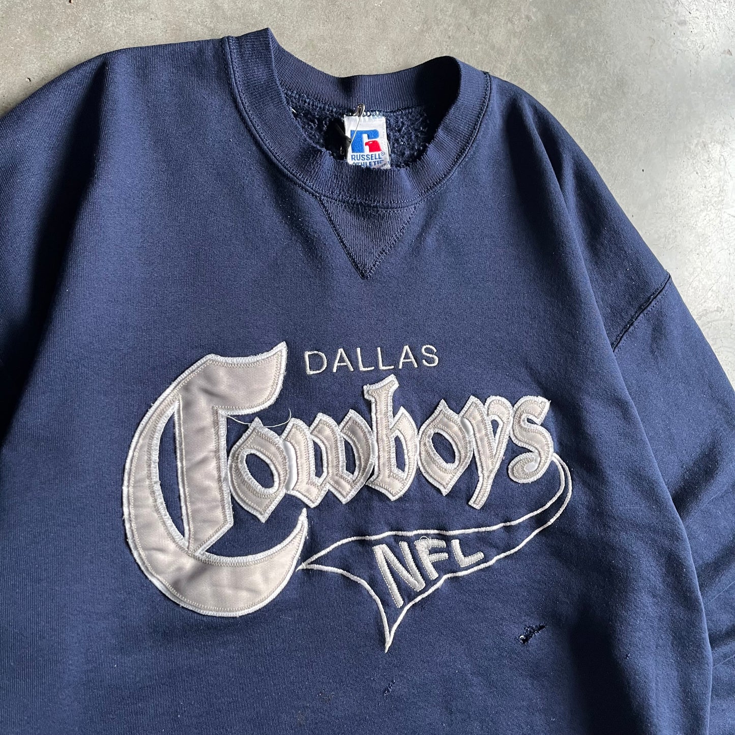 Vintage Russell Dallas Cowboys Embroidered Crewneck Thrashed