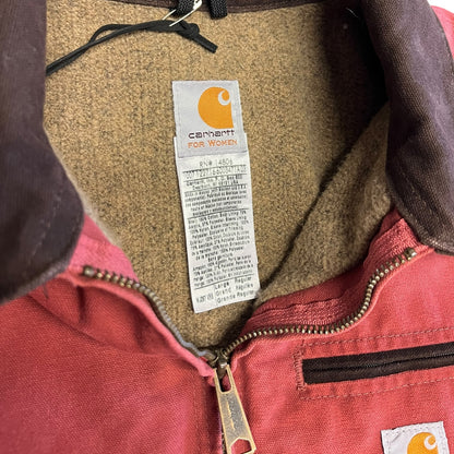 Woman’s Carhartt ‘WJ097 VRS’ Rose Sherpa Lined Detroit Jacket