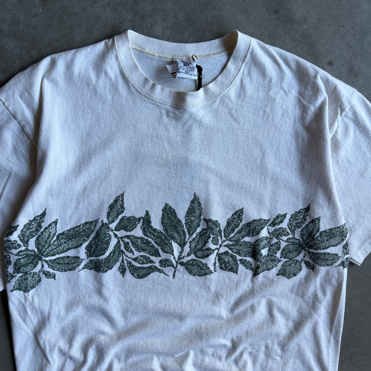 Vintage Elliot Bay Botanical Horizontal Band Tee