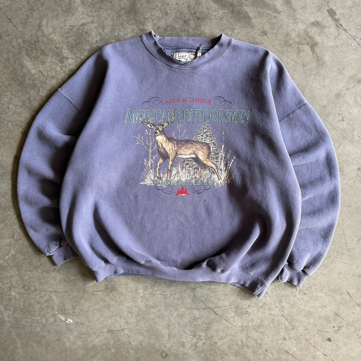 Vintage American Outdoorsman Whitetail Deer Sweatshirt