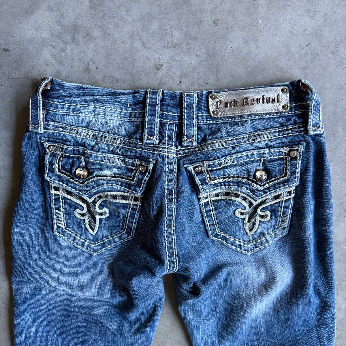 Y2K Women’s Rock Revival Faded & Distressed Blue Jeans