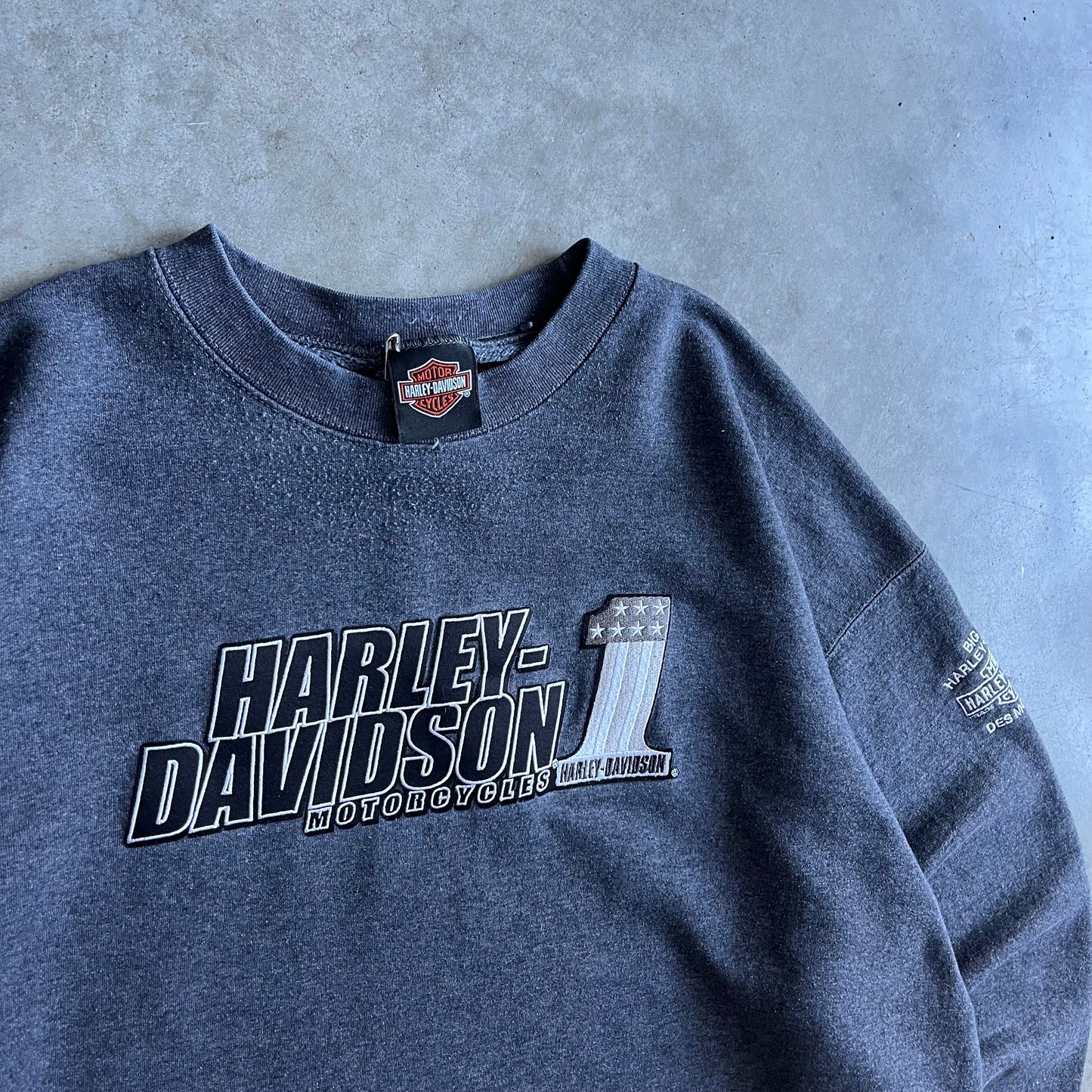 Harley Davidson Embroidered Spellout #1 Grey Crewneck
