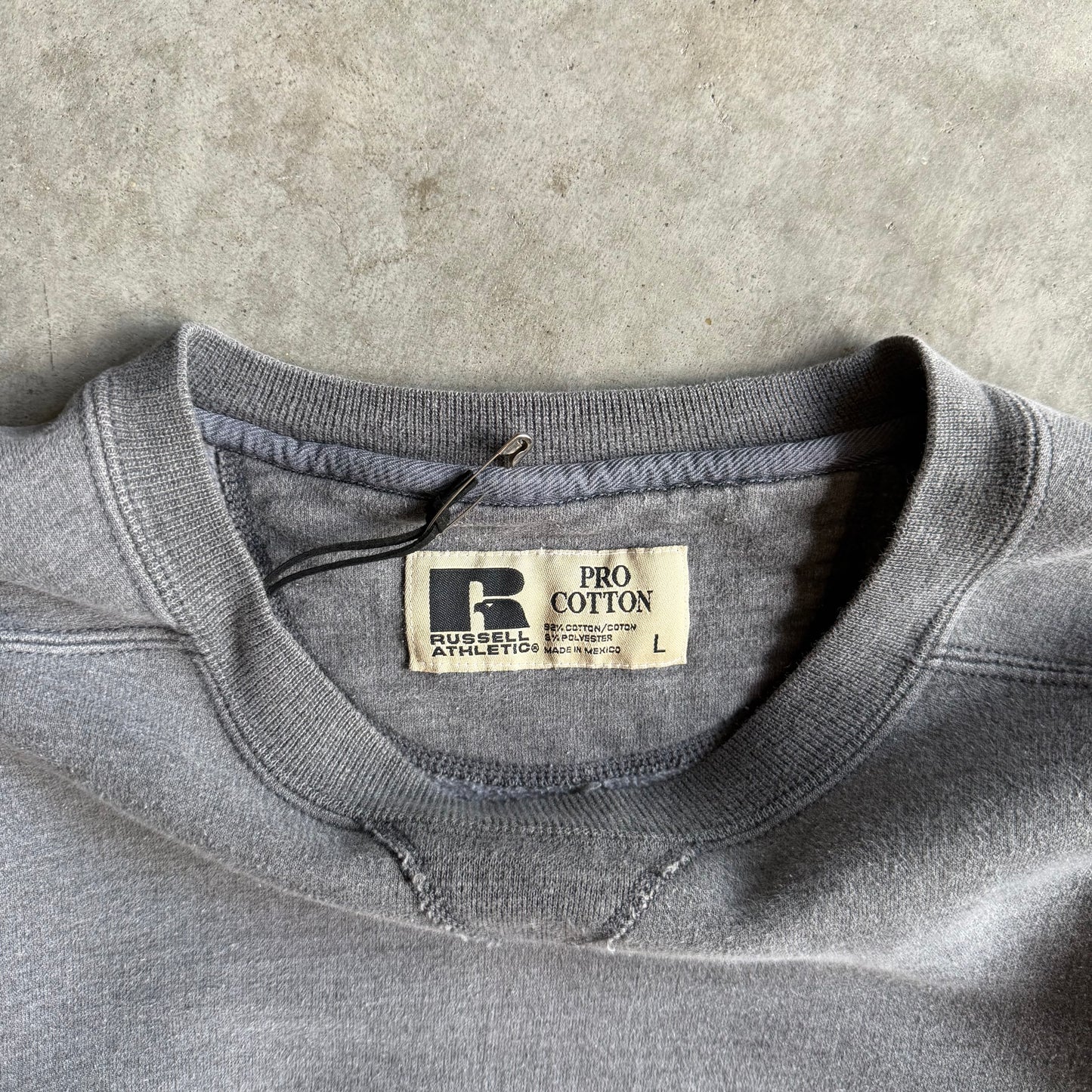 Vintage Mike Ditka’s Restaurant Chicago Russell Heavyweight Sweatshirt