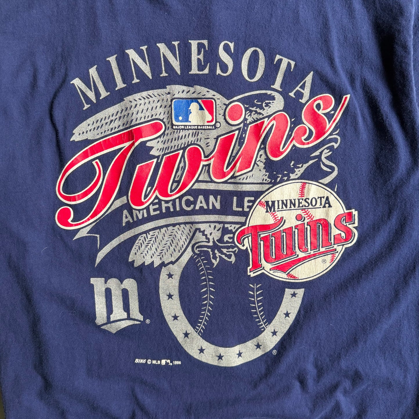 Vintage ‘96 Minnesota Twins Silver Print MLB Tee