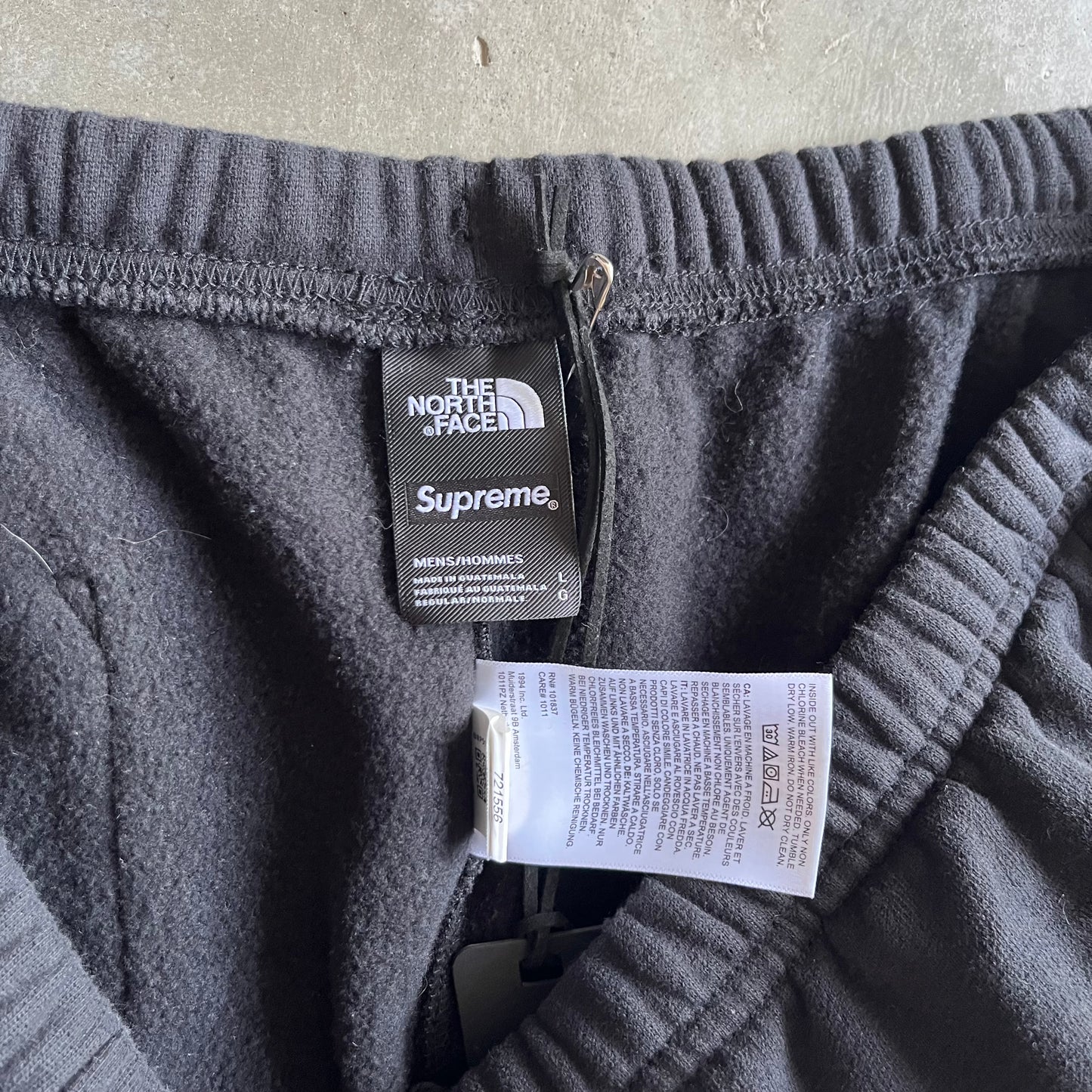 Supreme The North Face SS22 Paisley Sweatpants