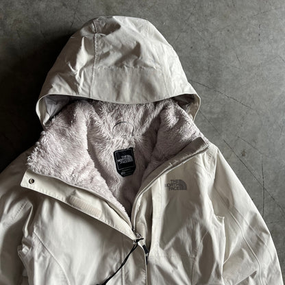 Women’s White The North Face Insulated Waterproof Sherpa Lined Winter Jacket