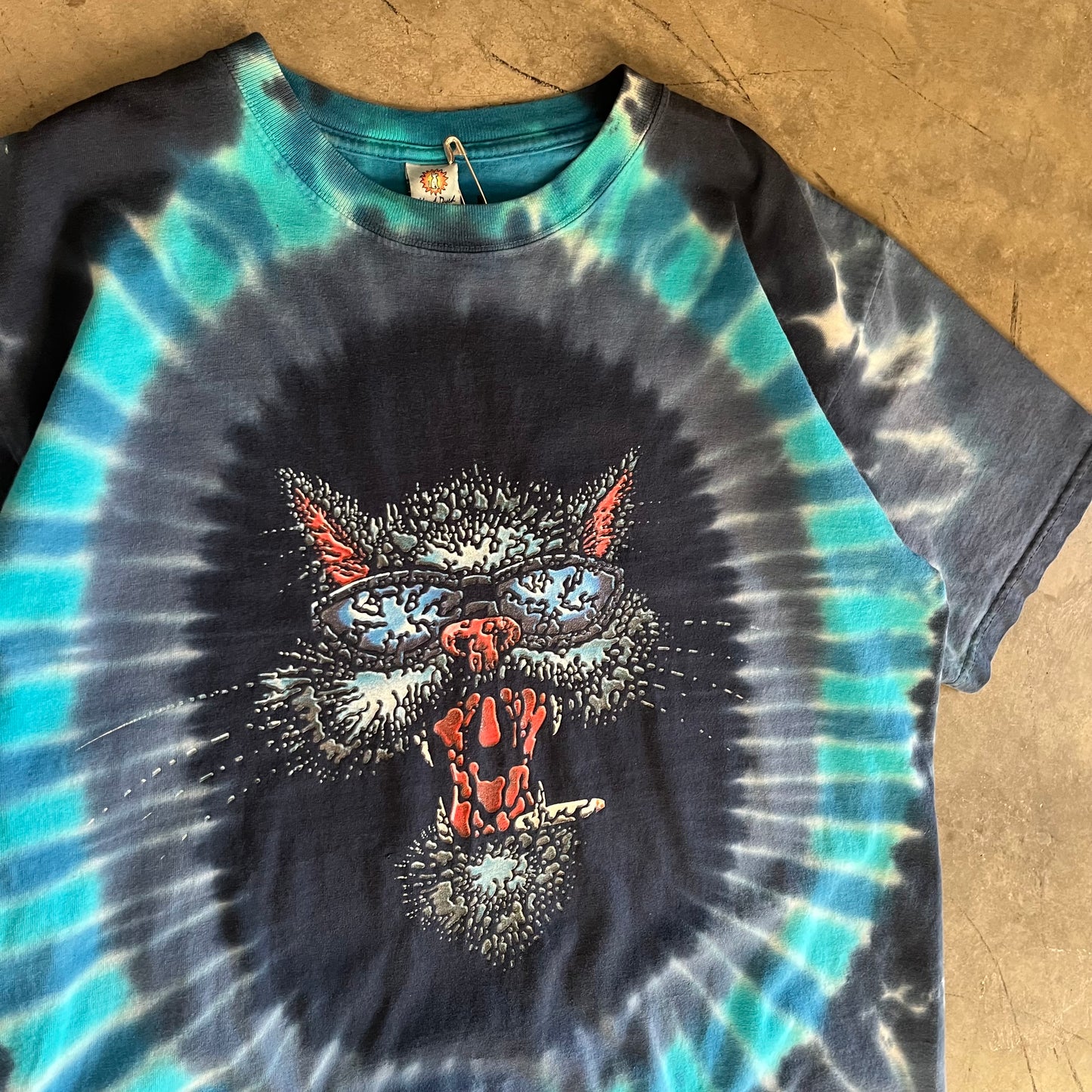 Y2K Blues Traveler Tie-Dye Smokin Cat Tee