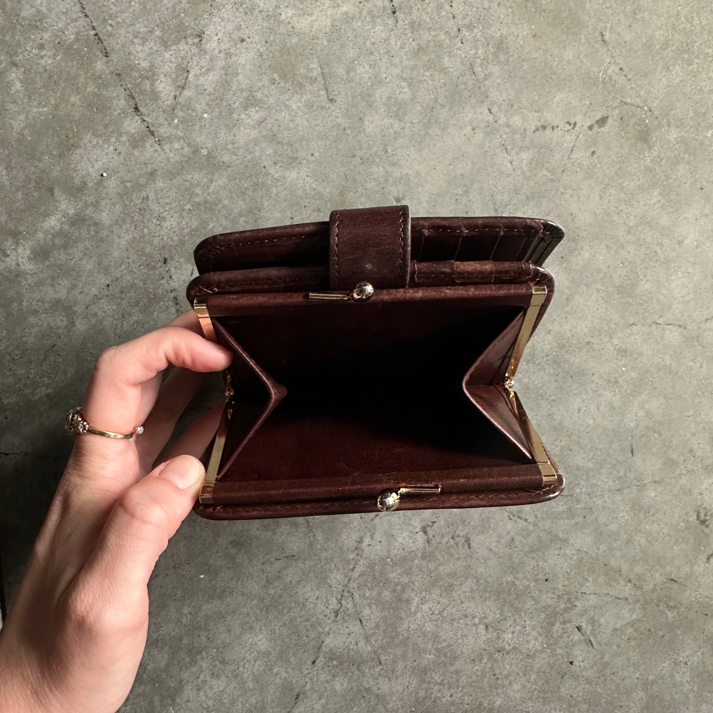 80s Men’s Coach Kisslock Full Grain Leather Mahogany Wallet