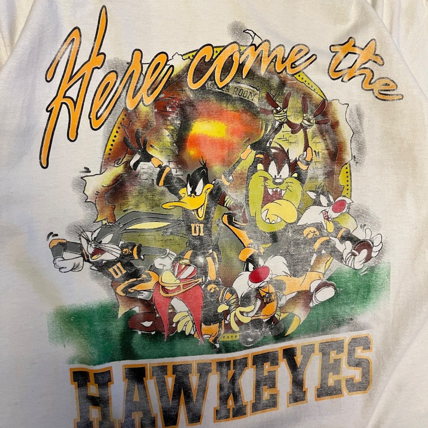 Vintage ‘Here Come The Hawkeyes’ Looney Tunes Tee