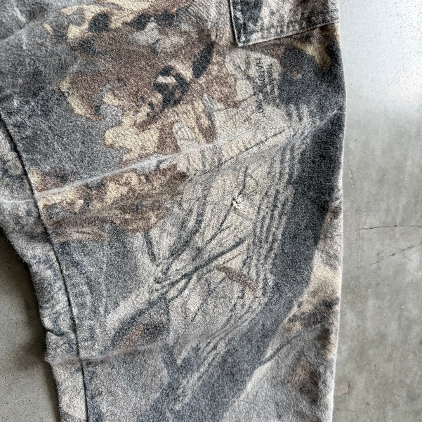 Y2K Whitewater Outdoors Realtree Hardwood Camo Cargo Pants