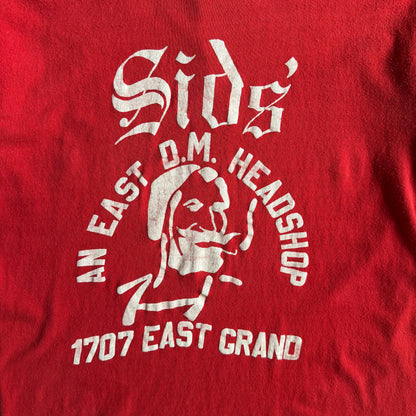 60s Sid’s Headshop East Grand  Des Moines Red Tee