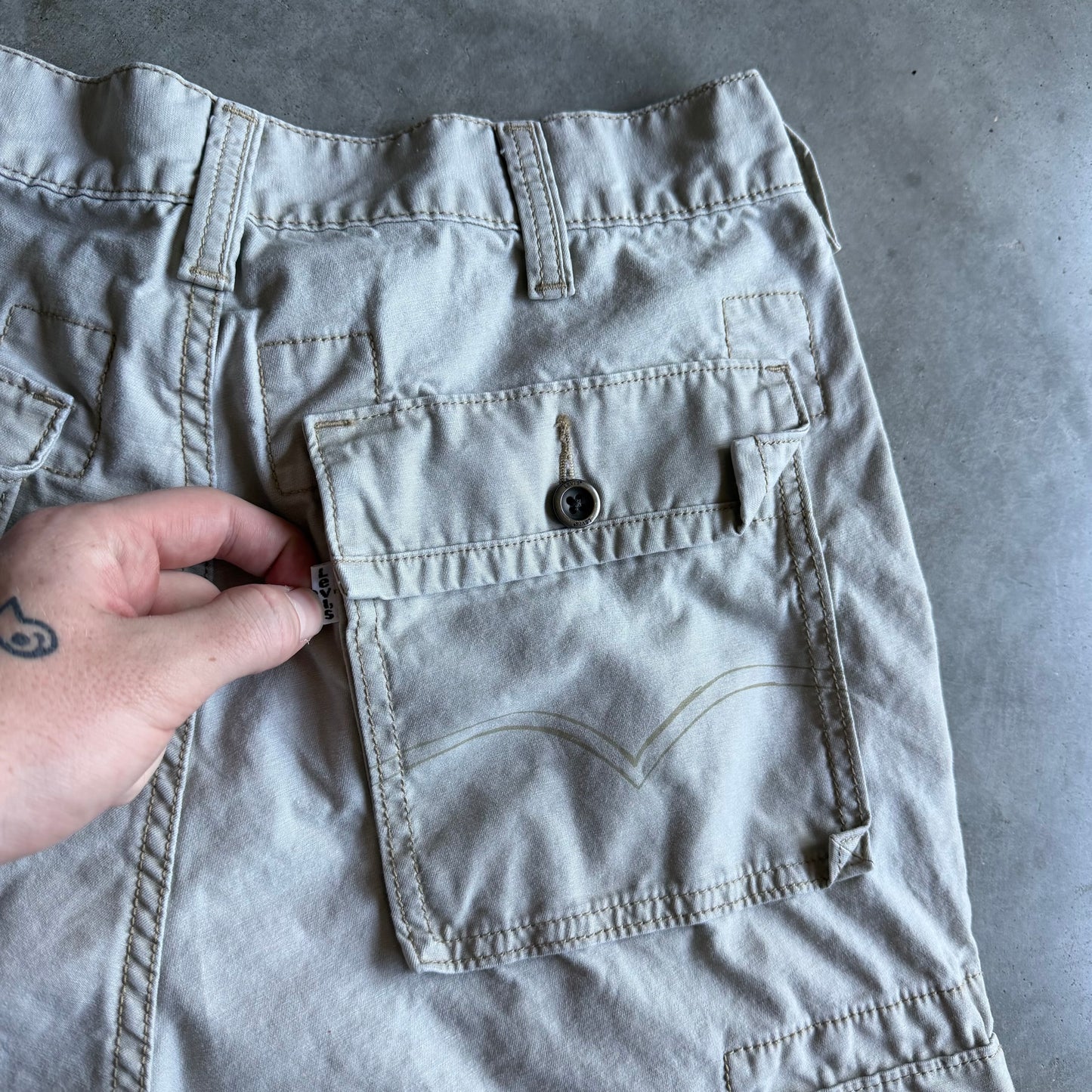 Levi’s Khaki Cargo Shorts