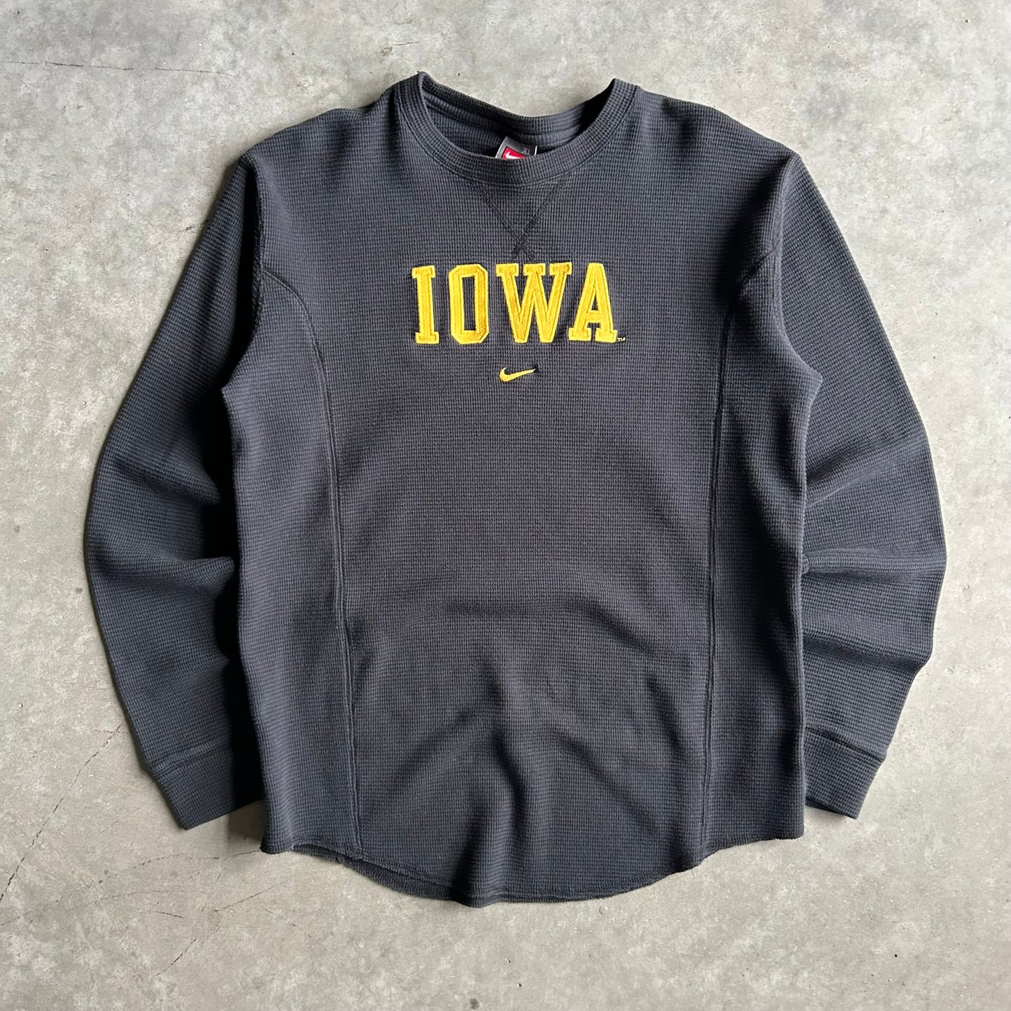 Y2K Nike Center Swoosh Iowa Thermal Tee