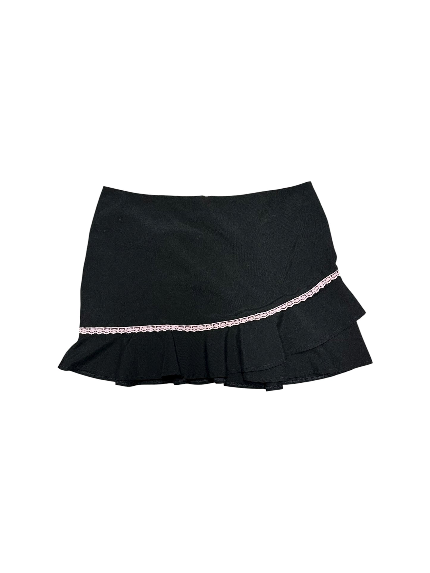 Women’s Y2K Xhilaration Black Mini Skirt With Pink Lace