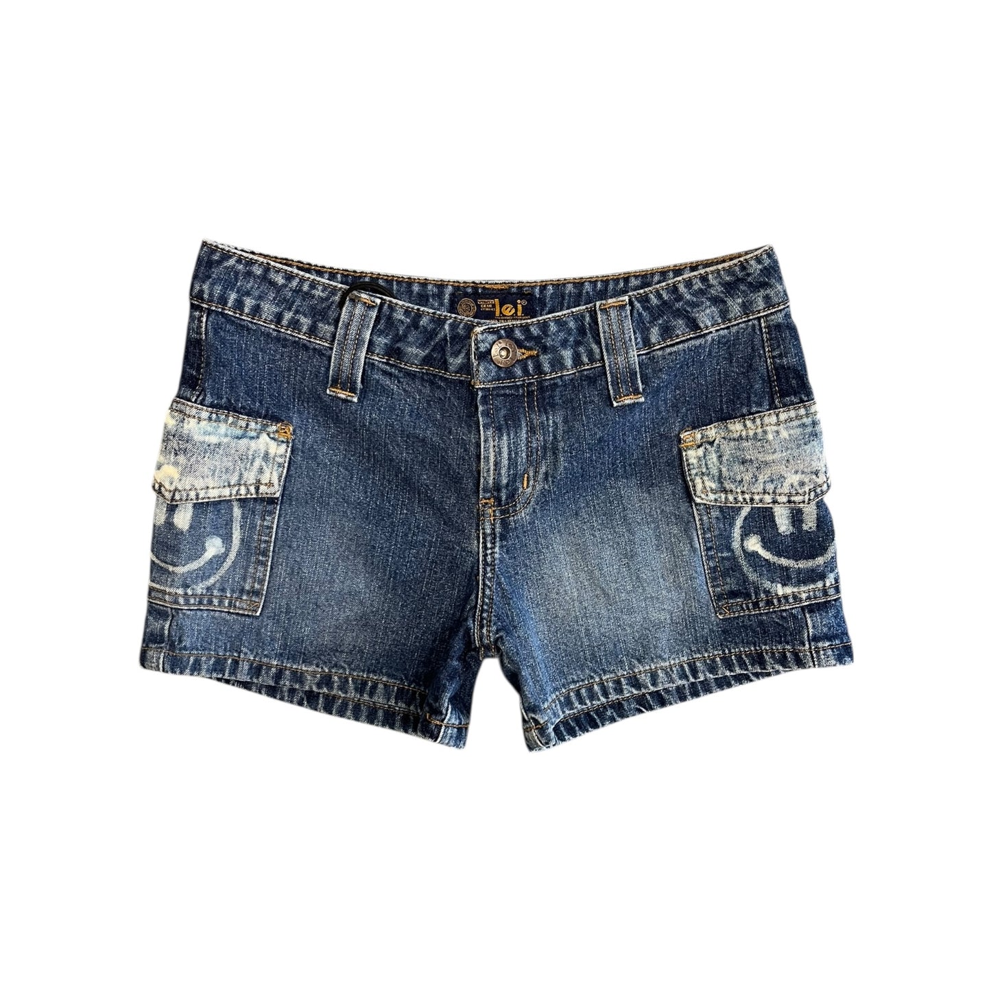 Women’s Y2K lei Shorts With Smileys