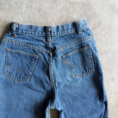 Vintage Women’s Levi’s Straight Leg Dark Blue Jeans