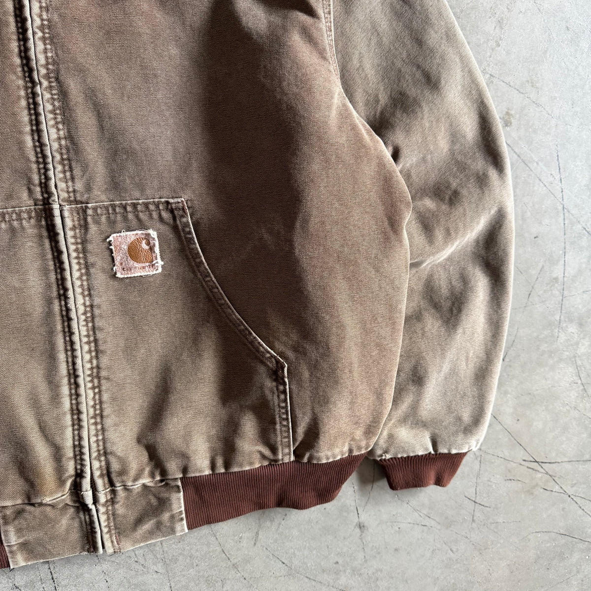 Vintage Carhartt ‘JQ282’ Chestnut Brown Quilt Lined Active Jacket