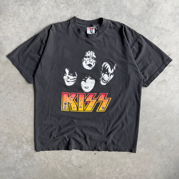 Vintage 97 KISS Alive/Wolrdwide Parking Lot Bootleg Tee Shirt