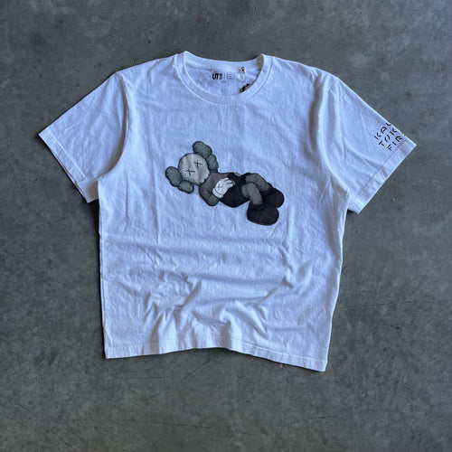 Kaws x Uniqlo Laying Kaws Graphic Tee