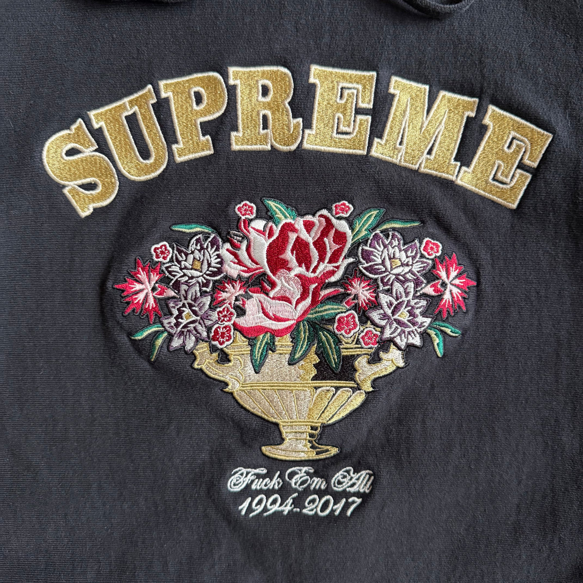 Supreme FW17 Center Piece Hoodie Black