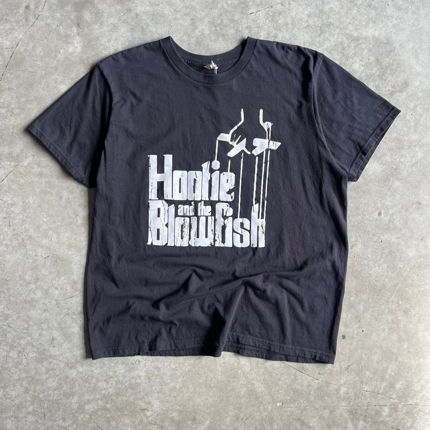 Vintage Hootie And The Blowfish Puppeteer Tee