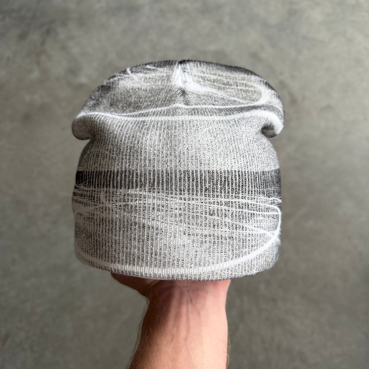 eforenything - Invert Circles Beanie (White)