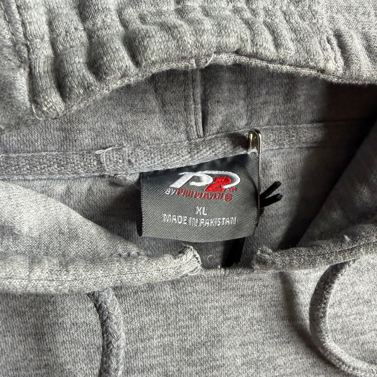 Vintage Iowa Hawkeyes Embroidered “Iowa” Spell-Out Hoodie