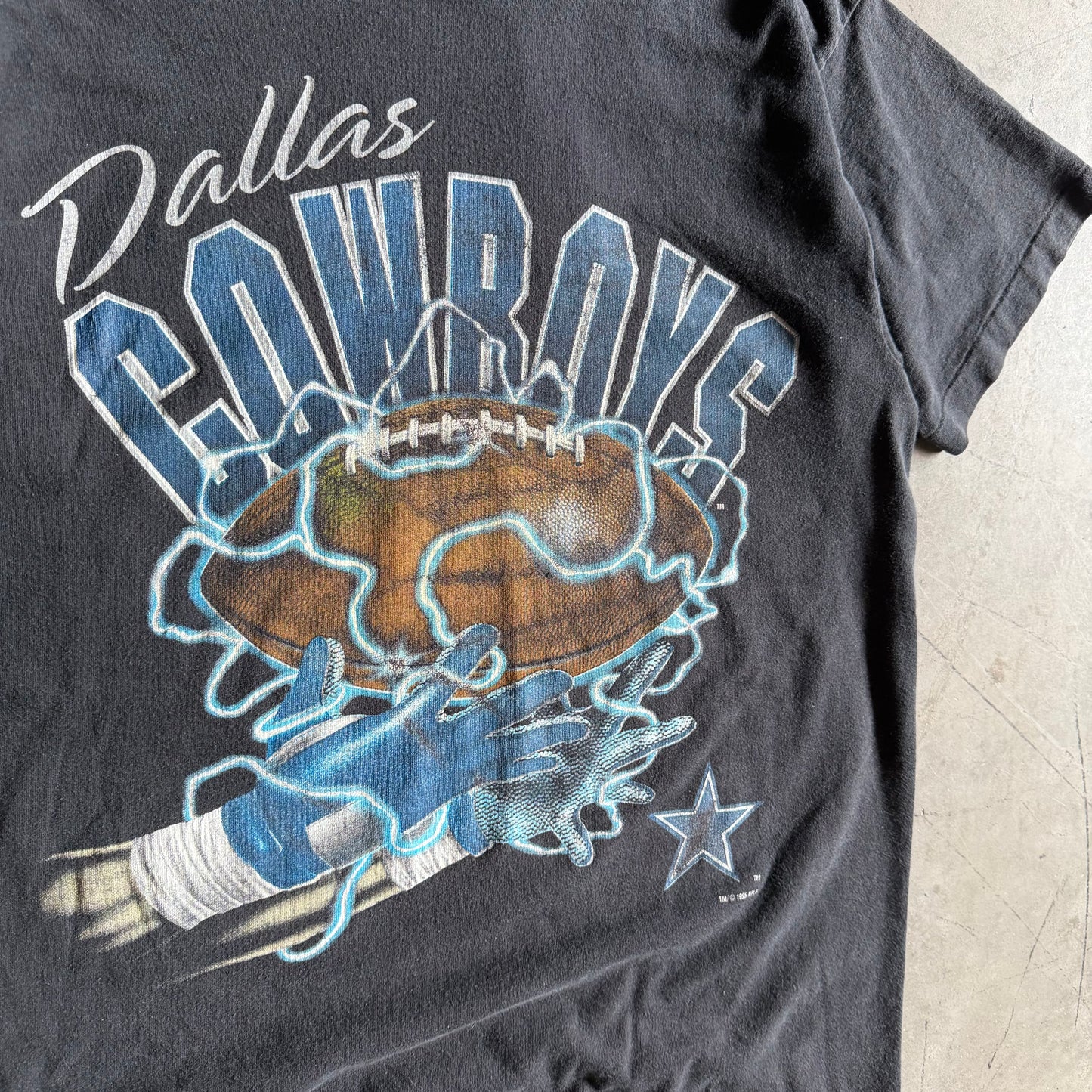 Vintage ‘95 Dallas Cowboys Lighting Football Twe