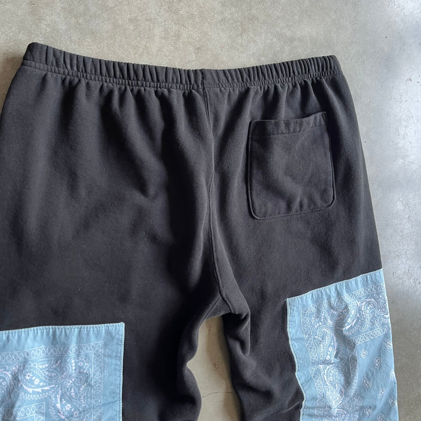 Supreme The North Face SS22 Paisley Sweatpants