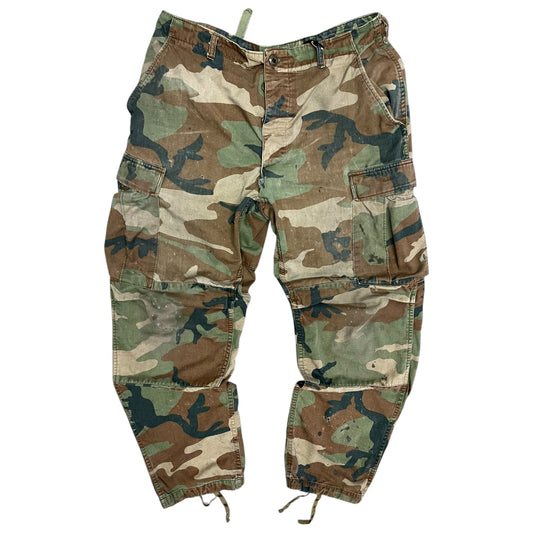 Vintage  Distressed Army Woodland Camo Cargo Pants