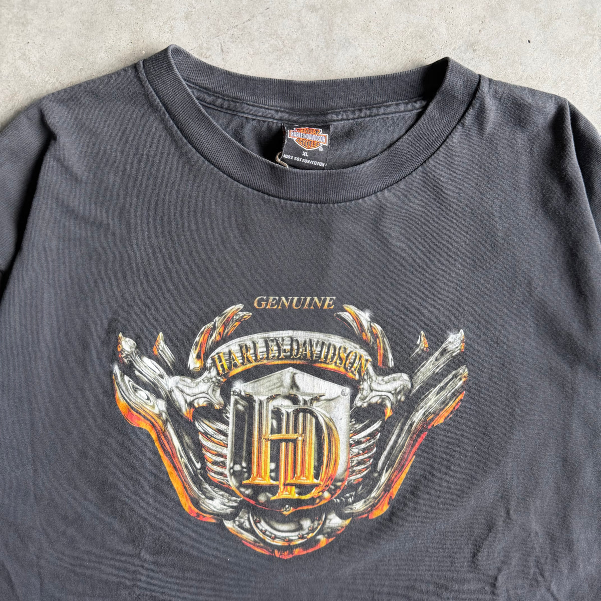 Vintage Harley Davidson Liquid Metal Shield Emblem Tee
